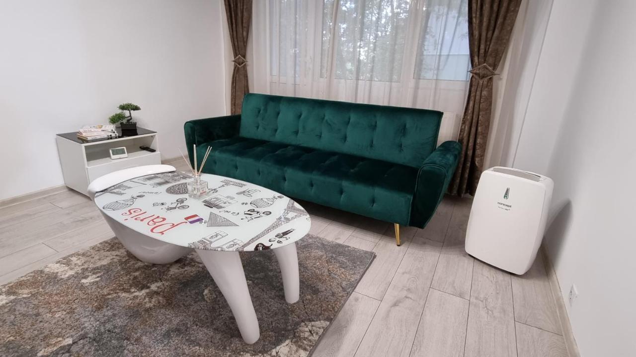 Stone Bridge Apartment Iasi Ngoại thất bức ảnh